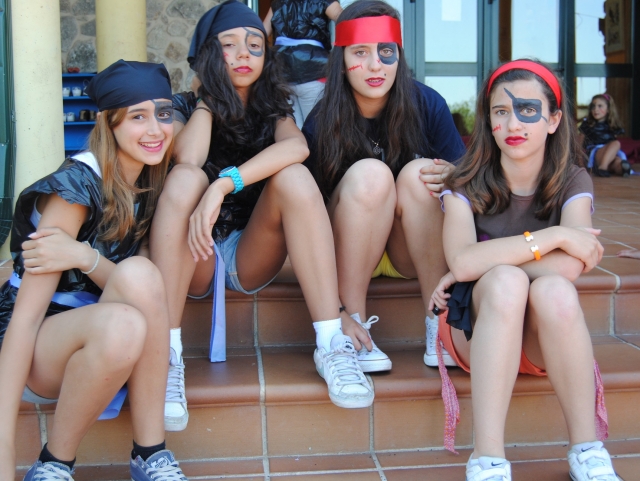 Vestidas de piratas